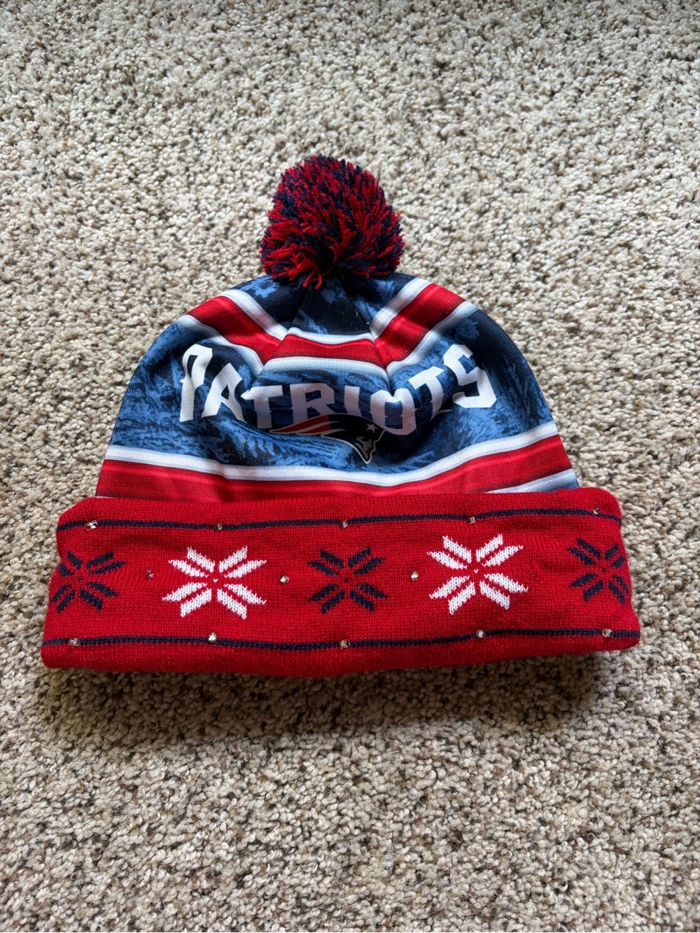 Forever Collectibles Red & Blue Patriots Light up winter beanie
